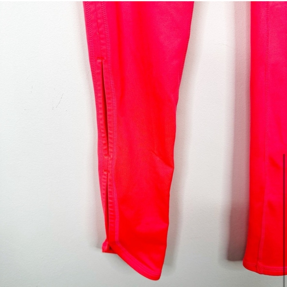 FREE PEOPLE MOVEMENT High-Rise 3/4 Infinity Cut Out Leggings Neon Coral Small - Picture 4 of 6